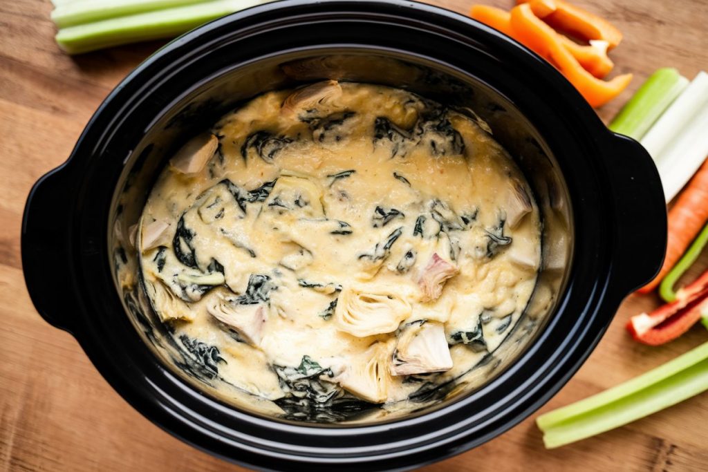 Keto Spinach and Artichoke Dip